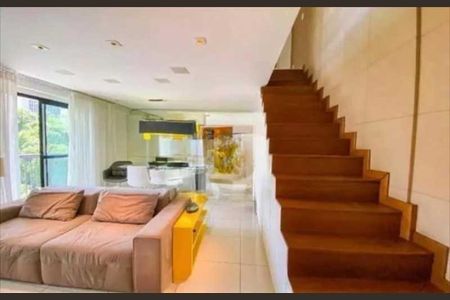 Apartamento à venda com 250m², 3 quartos e 2 vagas