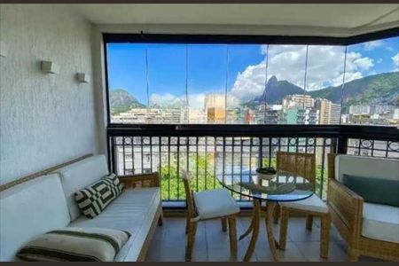 Apartamento à venda com 250m², 3 quartos e 2 vagas