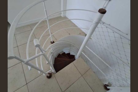 Apartamento à venda com 118m², 2 quartos e 1 vaga