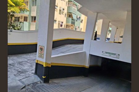 Apartamento à venda com 118m², 2 quartos e 1 vaga