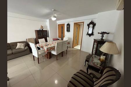 Apartamento à venda com 3 quartos, 130m² em Icaraí, Niterói
