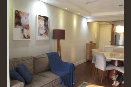 Apartamento à venda com 83m², 3 quartos e 2 vagasSala