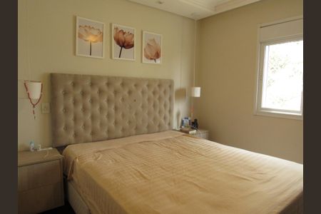 Apartamento à venda com 83m², 3 quartos e 2 vagasSuíte 2