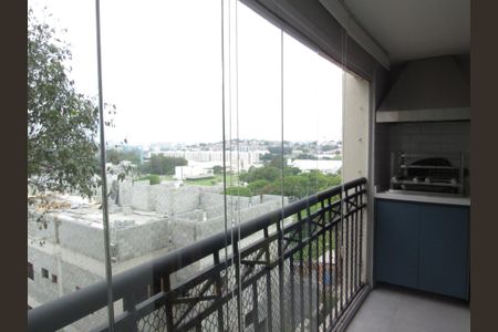 Apartamento à venda com 83m², 3 quartos e 2 vagasVaranda