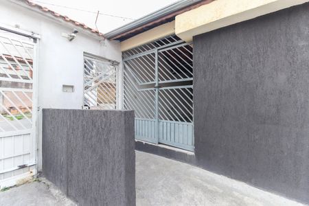 Casa de condomínio à venda com 65m², 2 quartos e 1 vagaEntrada