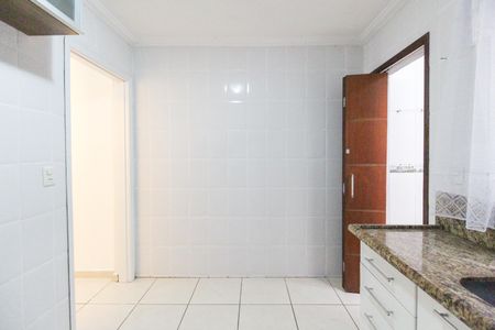 Casa de condomínio à venda com 65m², 2 quartos e 1 vagaCozinha