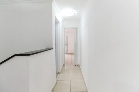 Casa de condomínio à venda com 65m², 2 quartos e 1 vagaCorredor