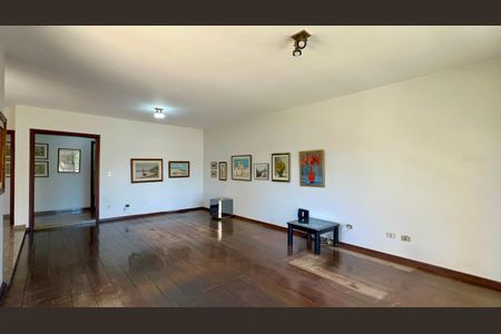 Apartamento à venda com 189m², 3 quartos e 2 vagas Apartamento à venda com 189m², 3 quartos e 2 vagasSala