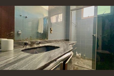 Apartamento à venda com 189m², 3 quartos e 2 vagas Apartamento à venda com 189m², 3 quartos e 2 vagasBanheiro