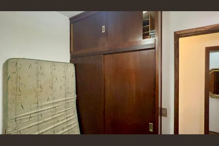 Apartamento à venda com 189m², 3 quartos e 2 vagas Apartamento à venda com 189m², 3 quartos e 2 vagasQuarto 1