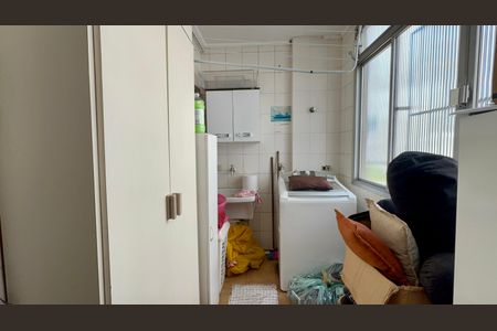 Apartamento à venda com 189m², 3 quartos e 2 vagas Apartamento à venda com 189m², 3 quartos e 2 vagasÁrea de Serviço