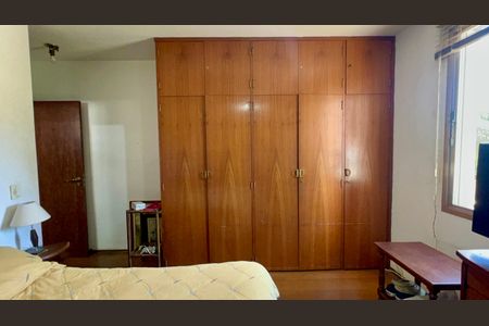 Apartamento à venda com 189m², 3 quartos e 2 vagas Apartamento à venda com 189m², 3 quartos e 2 vagasSuite