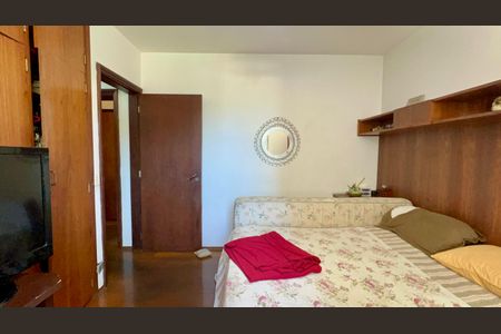Apartamento à venda com 189m², 3 quartos e 2 vagas Apartamento à venda com 189m², 3 quartos e 2 vagasQuarto 2