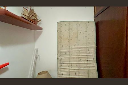 Apartamento à venda com 189m², 3 quartos e 2 vagas Apartamento à venda com 189m², 3 quartos e 2 vagasQuarto 1