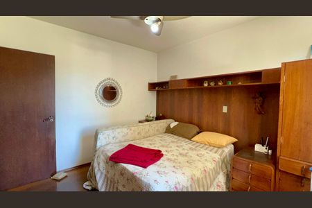 Apartamento à venda com 189m², 3 quartos e 2 vagas Apartamento à venda com 189m², 3 quartos e 2 vagasQuarto 2