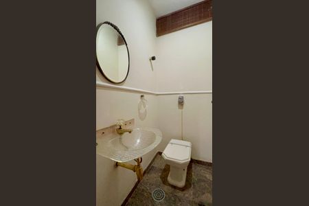 Apartamento à venda com 189m², 3 quartos e 2 vagas Apartamento à venda com 189m², 3 quartos e 2 vagasLavabo