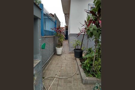 Casa à venda com 180m², 4 quartos e 2 vagas
