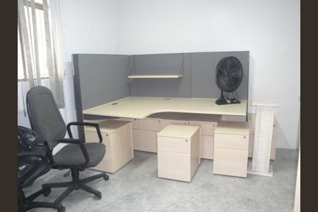 Casa à venda com 5 quartos, 719m² em Vila Bonilha, São Paulo