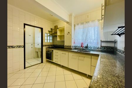 Apartamento à venda com 74m², 2 quartos e 1 vaga Apartamento à venda com 74m², 2 quartos e 1 vagaCozinha