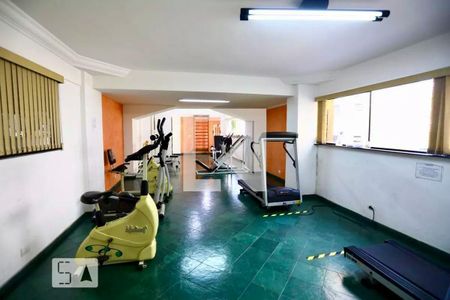 Apartamento à venda com 74m², 2 quartos e 1 vaga Apartamento à venda com 74m², 2 quartos e 1 vagaAcademia