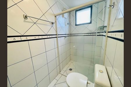 Apartamento à venda com 74m², 2 quartos e 1 vaga Apartamento à venda com 74m², 2 quartos e 1 vagaBanheiro 1