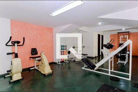 Apartamento à venda com 74m², 2 quartos e 1 vaga Apartamento à venda com 74m², 2 quartos e 1 vagaAcademia