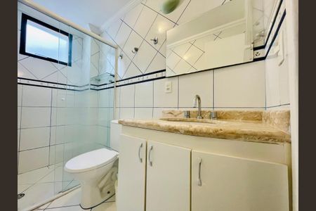 Apartamento à venda com 74m², 2 quartos e 1 vaga Apartamento à venda com 74m², 2 quartos e 1 vagaBanheiro 1