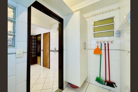 Apartamento à venda com 74m², 2 quartos e 1 vaga Apartamento à venda com 74m², 2 quartos e 1 vagaÁrea de Serviço