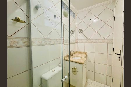 Apartamento à venda com 74m², 2 quartos e 1 vaga Apartamento à venda com 74m², 2 quartos e 1 vagaBanheiro 2