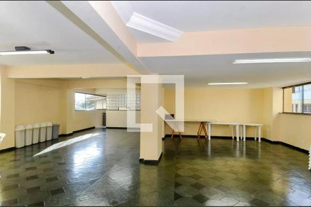 Apartamento à venda com 74m², 2 quartos e 1 vaga Apartamento à venda com 74m², 2 quartos e 1 vagaÁrea comum