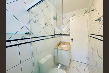 Apartamento à venda com 74m², 2 quartos e 1 vaga Apartamento à venda com 74m², 2 quartos e 1 vagaBanheiro 1