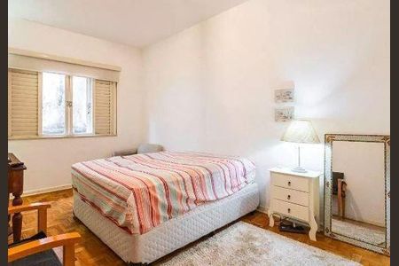 Casa à venda com 3 quartos, 288m² em Vila Madalena, São Paulo