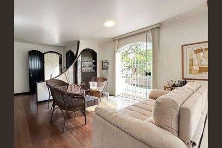 Casa à venda com 3 quartos, 230m² em Vila Ida, São Paulo