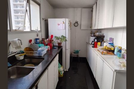 Apartamento à venda com 3 quartos, 157m² em Real Parque, São Paulo