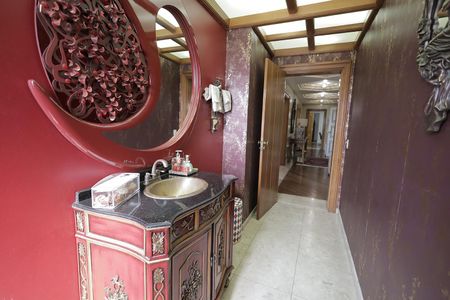 Apartamento à venda com 440m², 5 quartos e 4 vagas Apartamento à venda com 440m², 5 quartos e 4 vagasLavabo