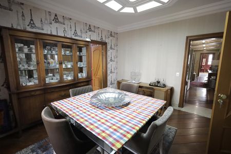 Apartamento à venda com 440m², 5 quartos e 4 vagas Apartamento à venda com 440m², 5 quartos e 4 vagasCopa