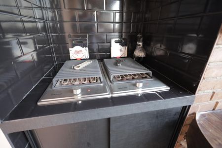 Apartamento à venda com 440m², 5 quartos e 4 vagas Apartamento à venda com 440m², 5 quartos e 4 vagasSacada