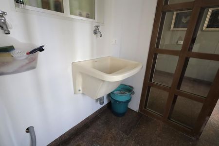 Apartamento à venda com 440m², 5 quartos e 4 vagas Apartamento à venda com 440m², 5 quartos e 4 vagasÁrea de Serviço