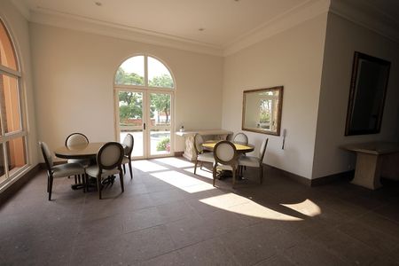 Apartamento à venda com 440m², 5 quartos e 4 vagas Apartamento à venda com 440m², 5 quartos e 4 vagasÁrea comum - Salão de festas