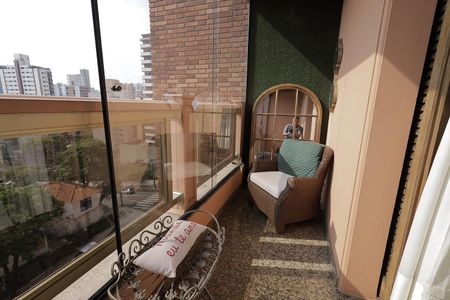 Apartamento à venda com 440m², 5 quartos e 4 vagas Apartamento à venda com 440m², 5 quartos e 4 vagasSacada Suíte 4