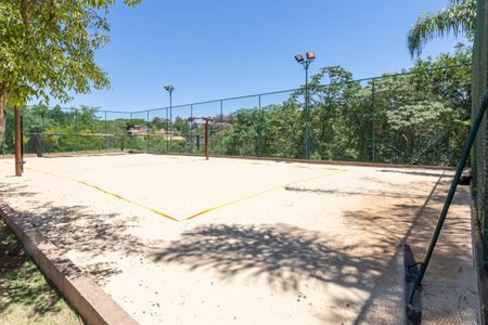 Casa à venda com 450m², 4 quartos e 6 vagas Casa à venda com 450m², 4 quartos e 6 vagasÁrea comum - Quadra de Beach Tennis