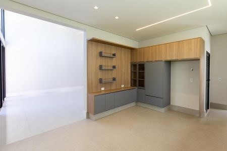 Casa à venda com 450m², 4 quartos e 6 vagas Casa à venda com 450m², 4 quartos e 6 vagasCozinha