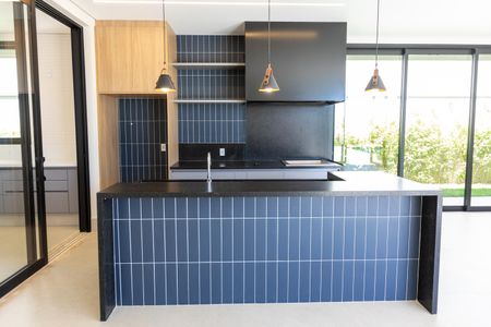 Casa à venda com 450m², 4 quartos e 6 vagas Casa à venda com 450m², 4 quartos e 6 vagasChurrasqueira