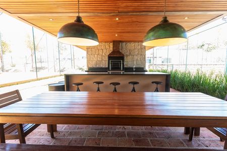 Casa à venda com 450m², 4 quartos e 6 vagas Casa à venda com 450m², 4 quartos e 6 vagasÁrea comum - Churrasqueira