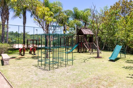 Casa à venda com 450m², 4 quartos e 6 vagas Casa à venda com 450m², 4 quartos e 6 vagasÁrea comum - Playground