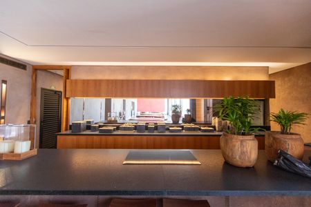 Casa à venda com 450m², 4 quartos e 6 vagas Casa à venda com 450m², 4 quartos e 6 vagasÁrea comum - Salão de festas