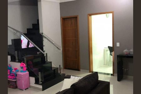Casa à venda com 162m², 3 quartos e 2 vagas