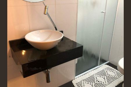 Casa à venda com 162m², 3 quartos e 2 vagas