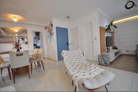 Apartamento à venda com 110m², 4 quartos e 2 vagasSala