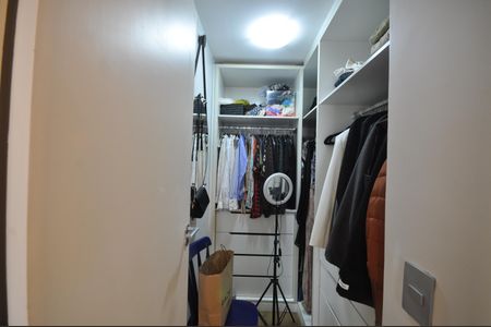 Apartamento à venda com 110m², 4 quartos e 2 vagasCloset Suíte